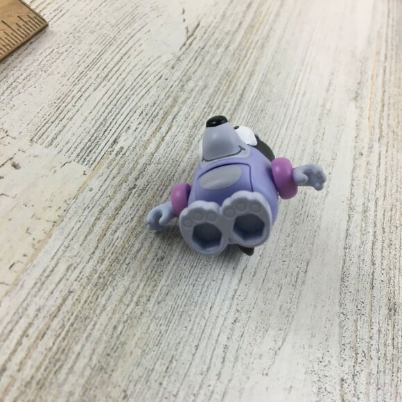 Bluey OLDER SOCKS Heeler Christmas SWIM Cousin Standing Figure Bigger Blue RARE - Picture 6 of 6